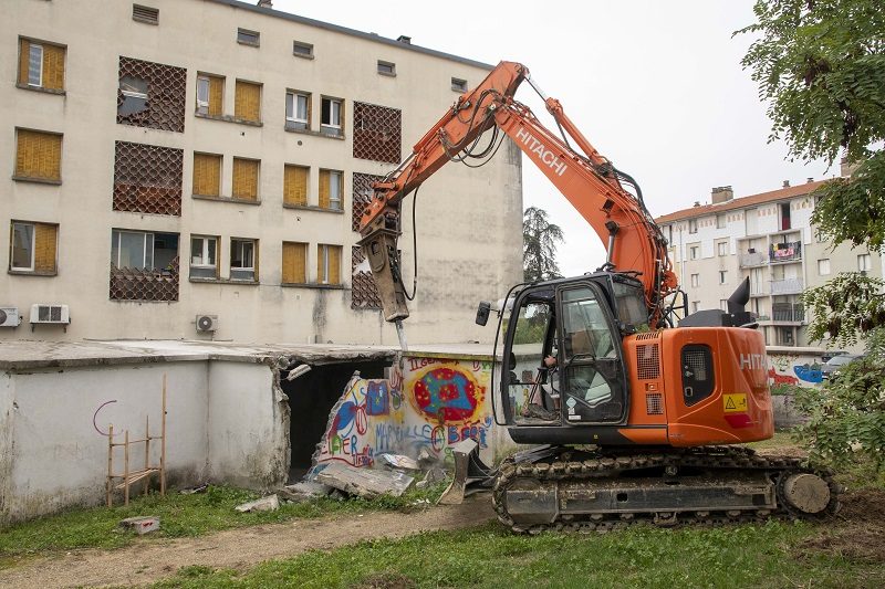 Chemin Bas d’Avignon : nouvelles démolitions de garages au Portal