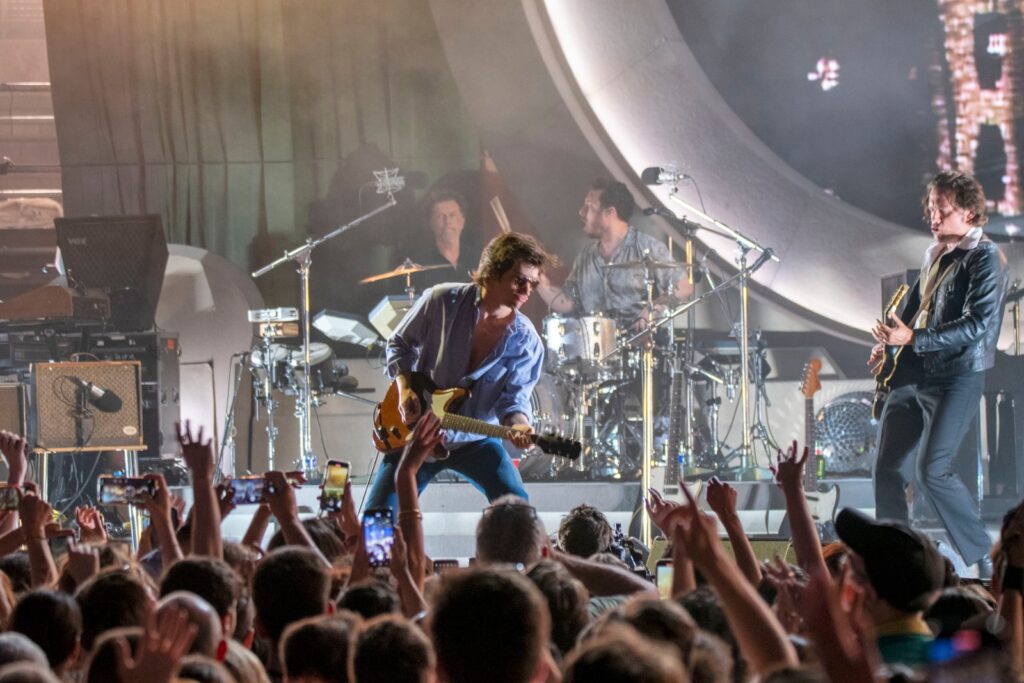 Arctic Monkeys en concert au Festival de Nîmes 