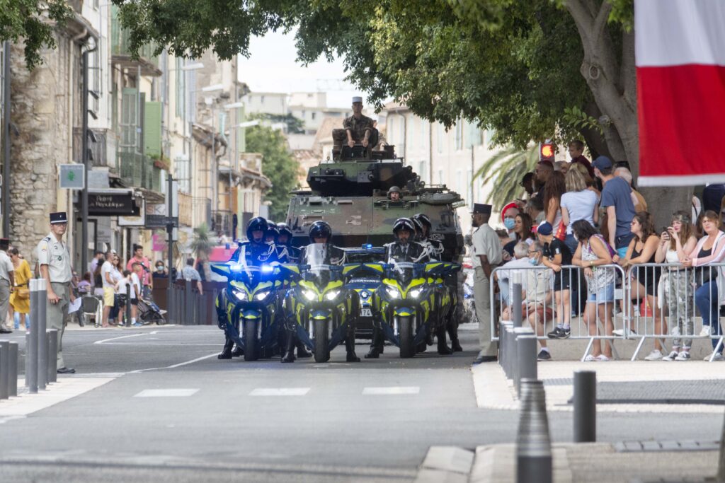 Cérémonie militaire à 10h 14 juillet à Nîmes 