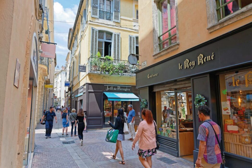 Boutique Nature et Découvertes dans le centre commercial Les Allées à  Aix-en-Provence.