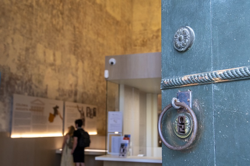 Unesco, J-10 : derrière les portes, les secrets de la Maison Carrée de Nîmes