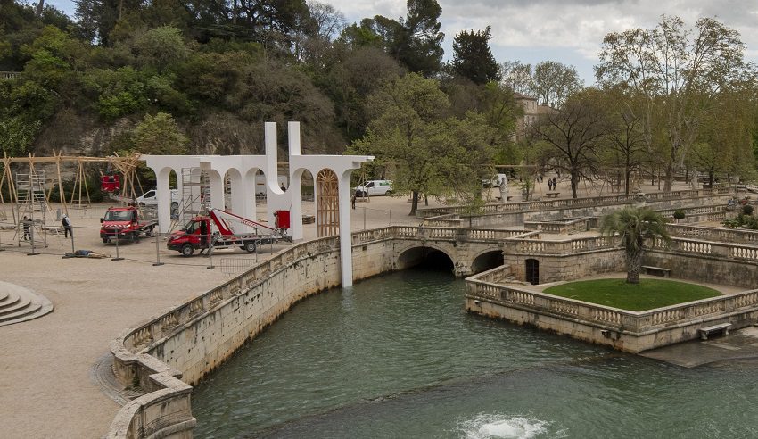 Contemporaine de Nîmes : rues, places, jardins, où voir les oeuvres dans l’espace public